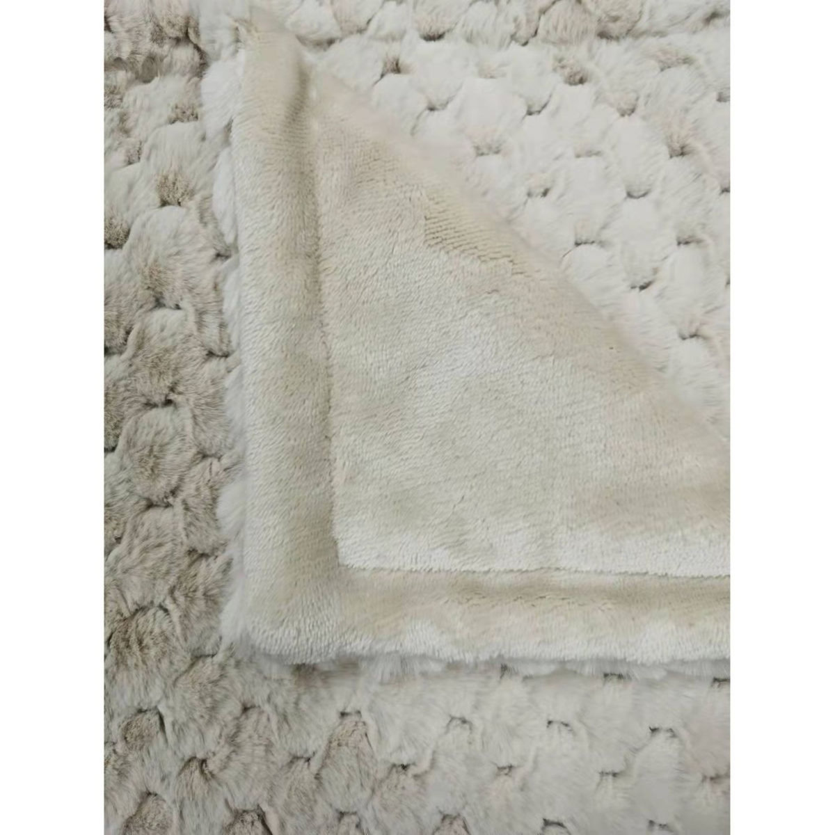 ACTUEL Plaid uni imitation fourrure 350gsm