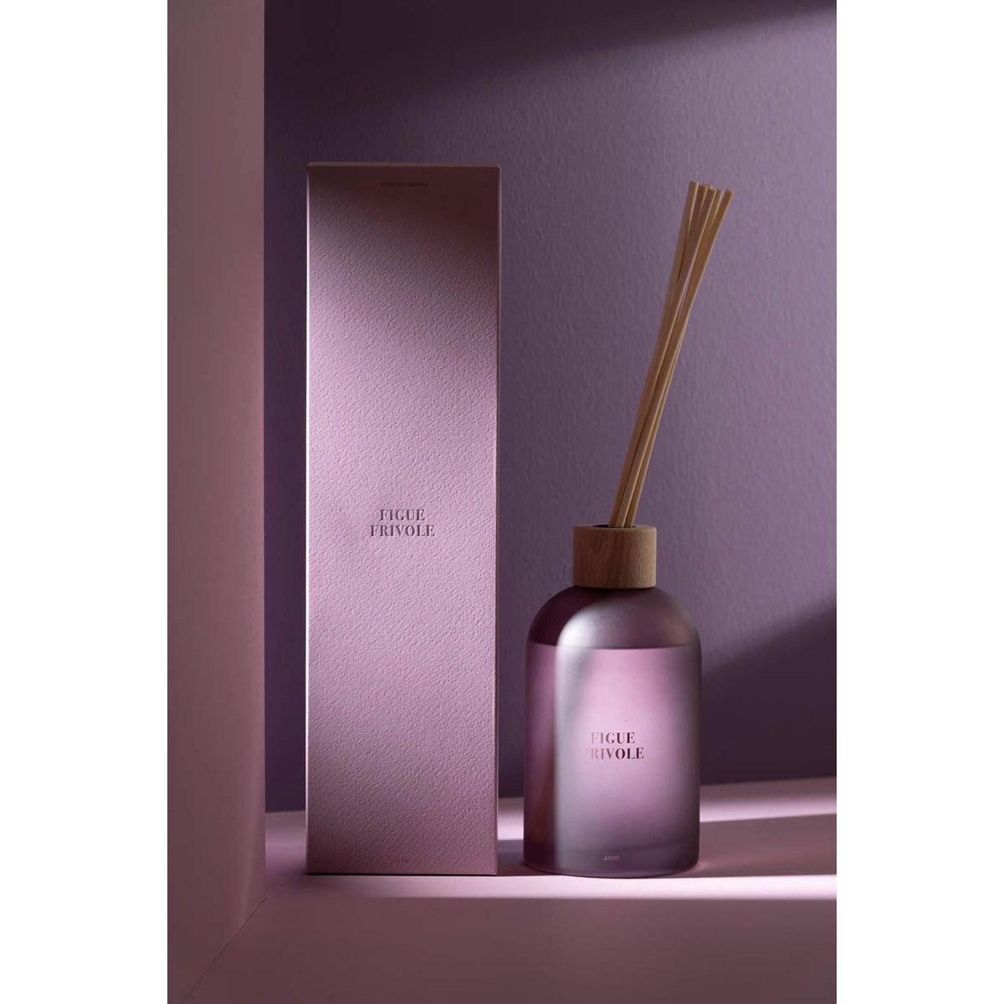 Voir la diapositive 6 : J-LINE Diffuseur de parfum  accords essentiels  550ml figue frivole