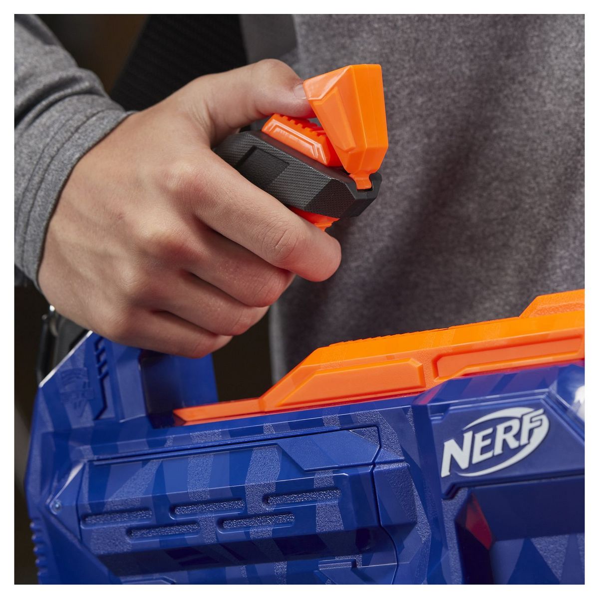 HASBRO Nerf Elite Titan et Flechettes Nerf Elite Officielles
