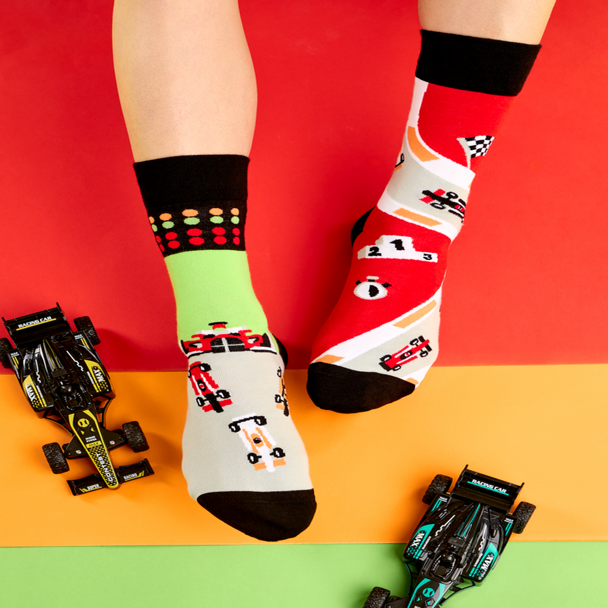 Voir la diapositive 2 : DEDOLES Chaussettes formule 1
