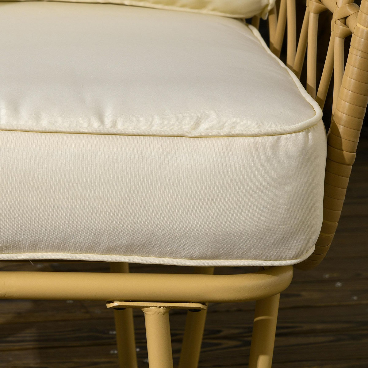 OUTSUNNY Salon de jardin 4 places 4 pièces style colonial résine tressée aspect rotin coussins écrus