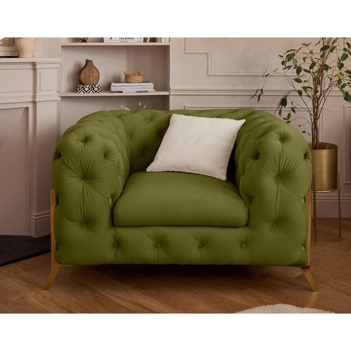 LISA DESIGN Camden - fauteuil chesterfield en velours - pieds en métal doré