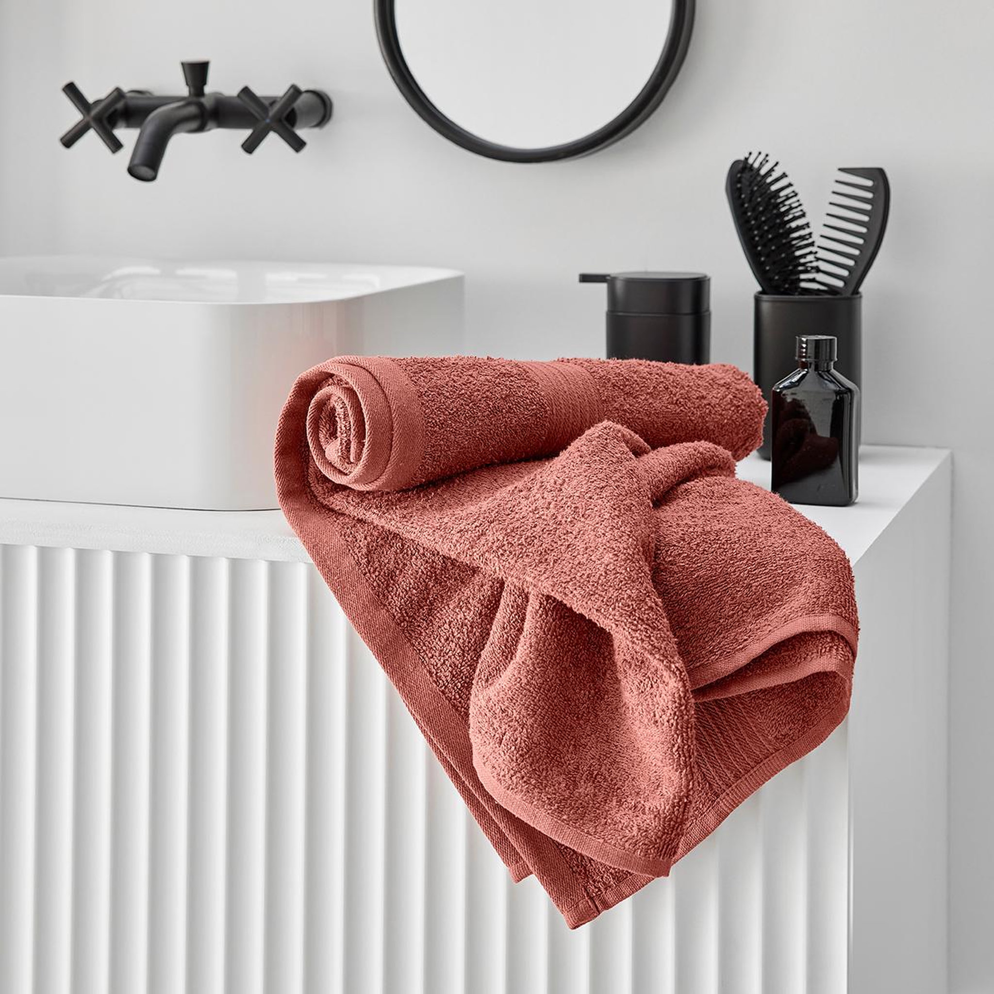 Voir la diapositive 1 : TODAY Drap de bain uni en coton 450 g/m²