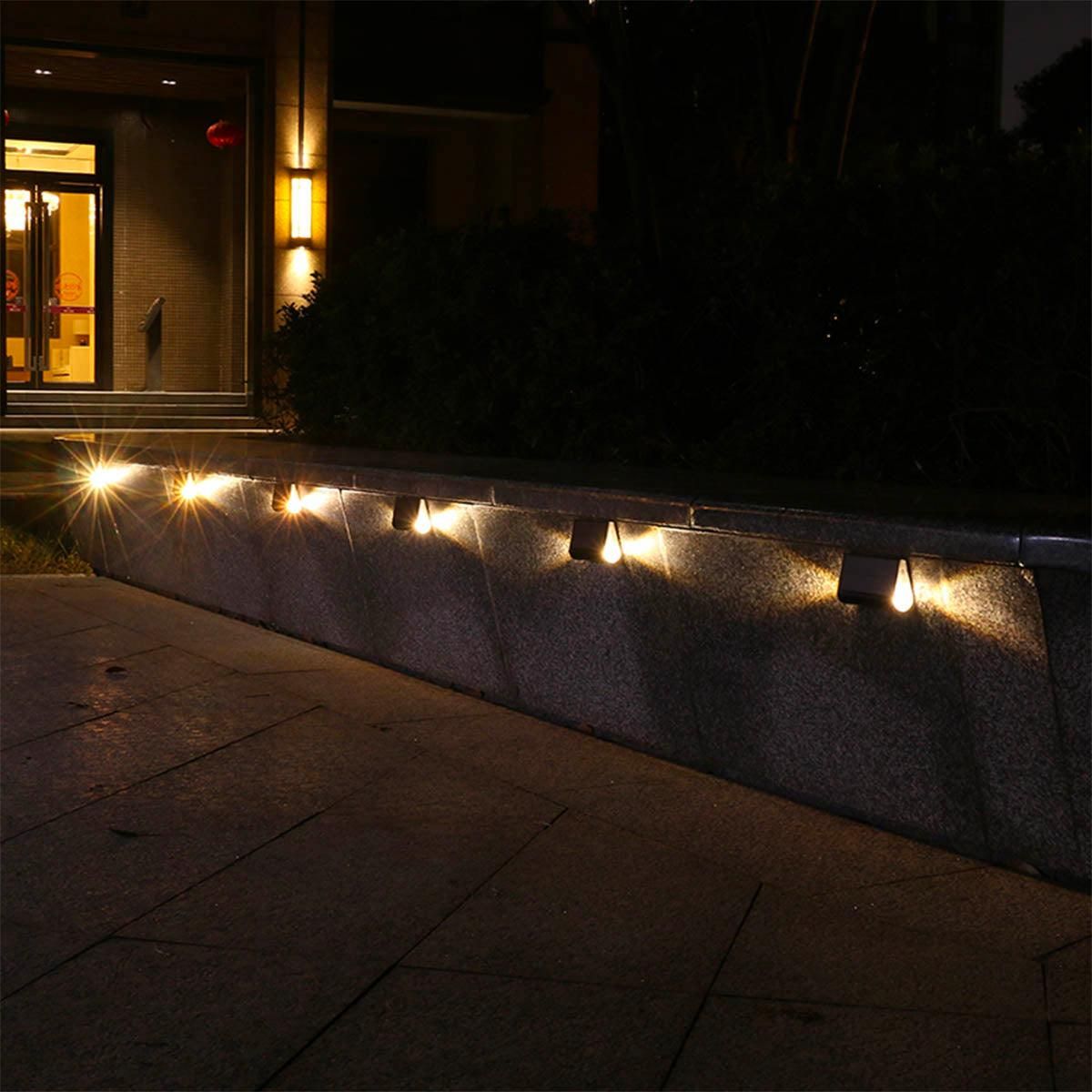 Lumisky 4 appliques murales solaires TWILY Noir Plastique H6,3cm