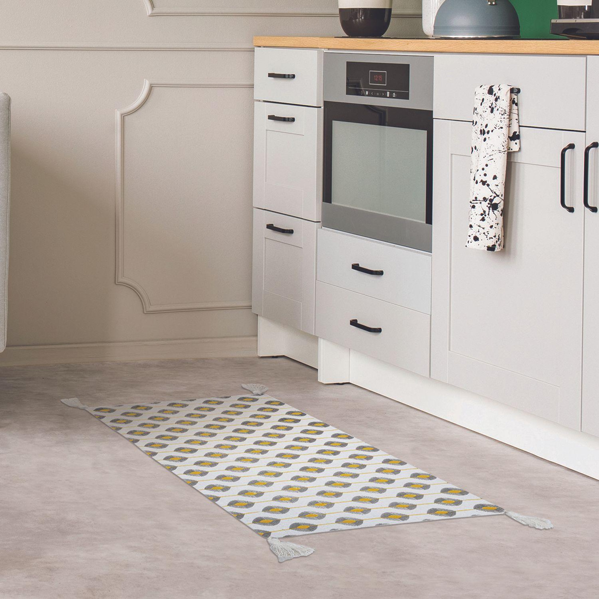 Voir la diapositive 4 : The Home Deco Factory Tapis à pompons modèle Zeste - Jaune/Noir/Blanc - 50 x 70 cm