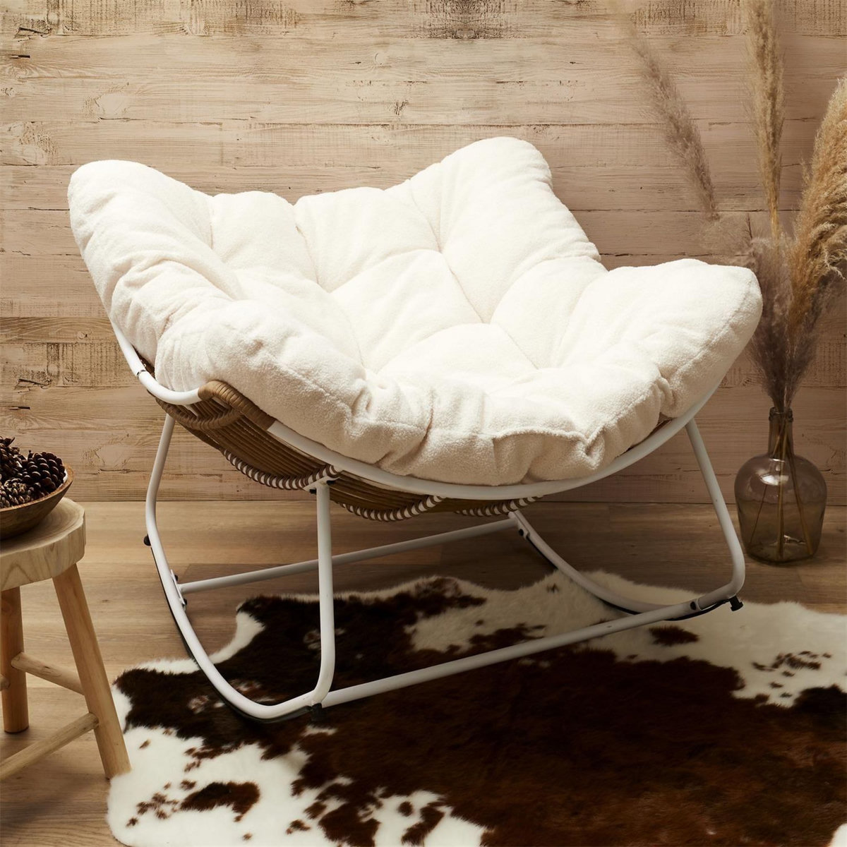 The Home Deco Factory Fauteuil à bascule en bouclette Holen - Blanc
