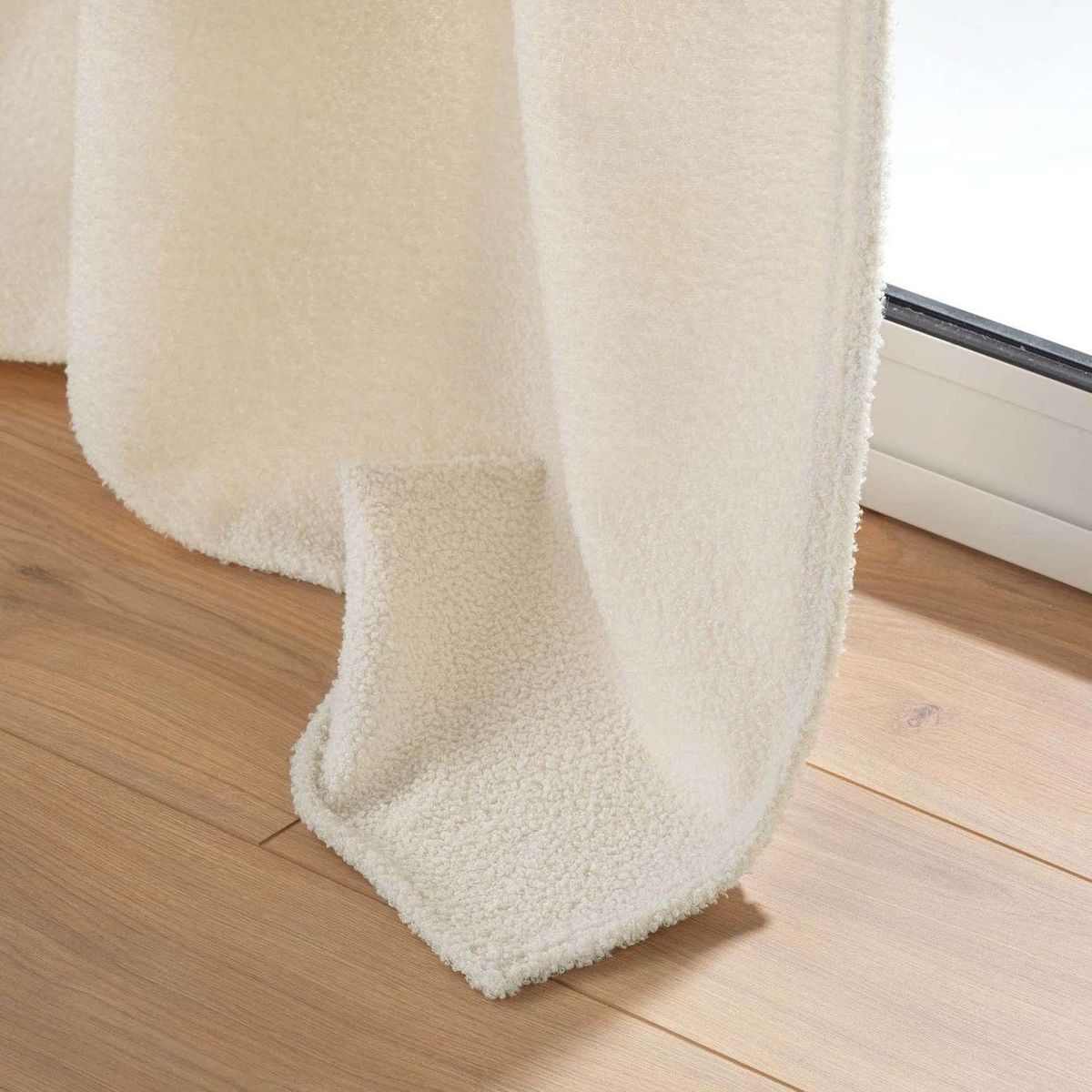 Douceur d'Intérieur Rideau à œillets BELI - Bouclette unie