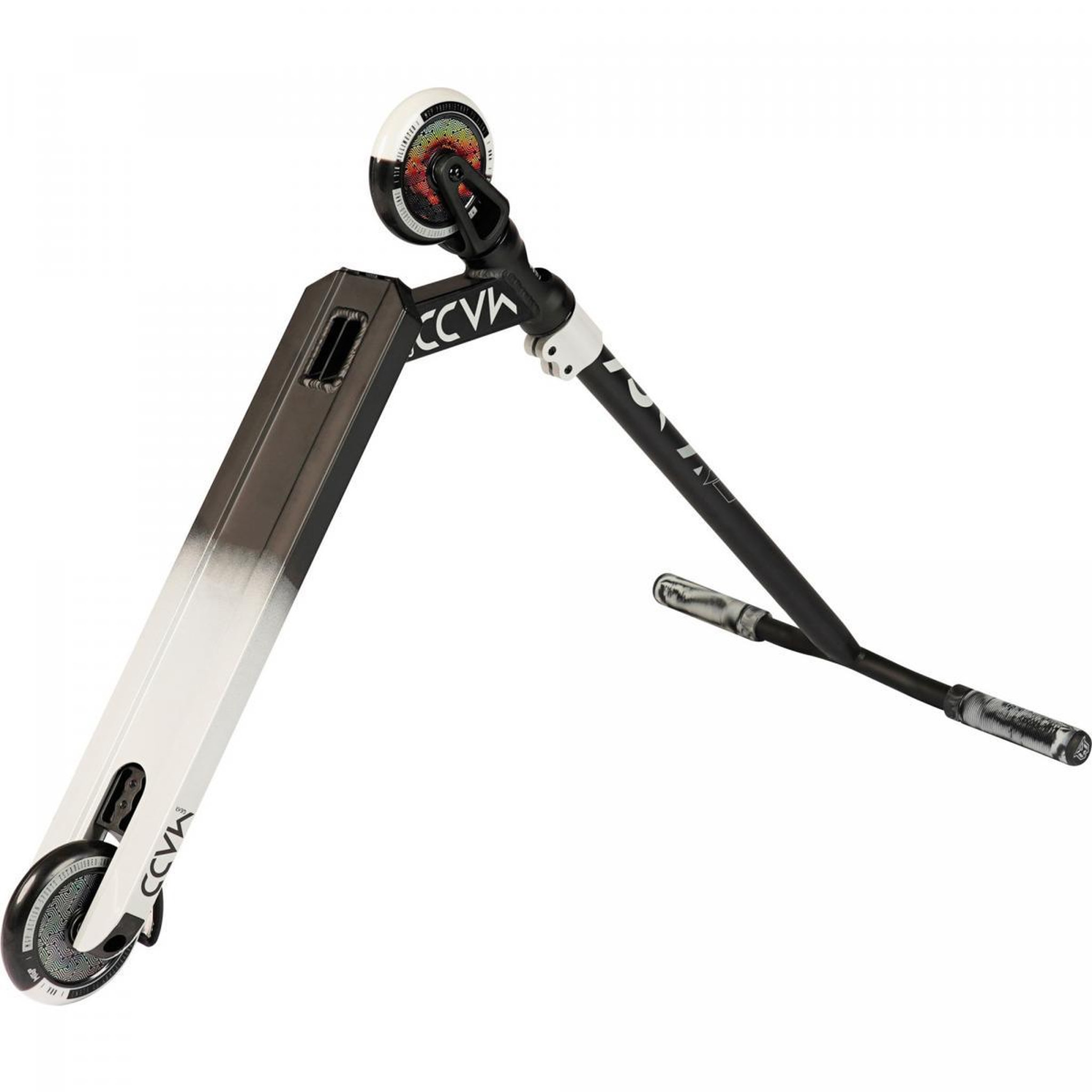 Voir la diapositive 5 : Madd Scooter Trottinette Madd kick pro noir argent