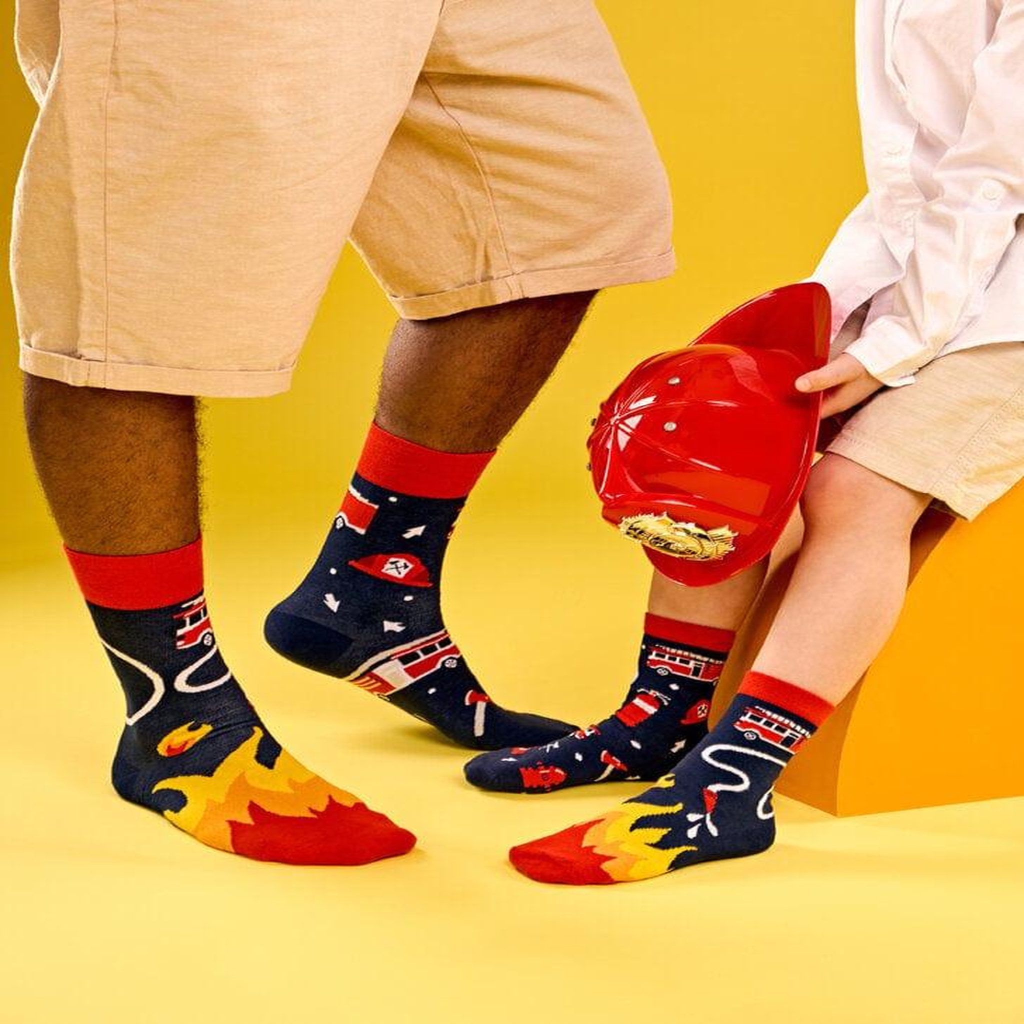Voir la diapositive 2 : DEDOLES Chaussettes sapeur-pompier