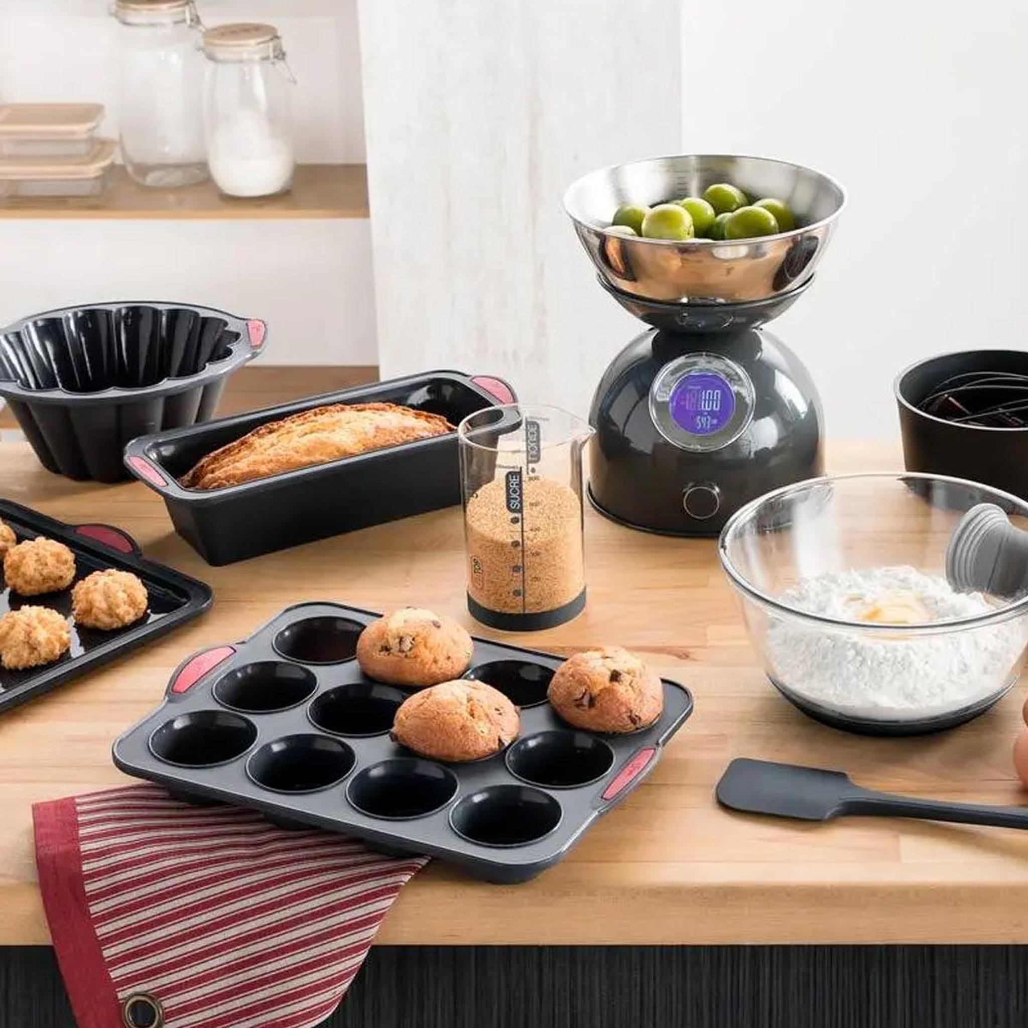 Voir la diapositive 3 : FIVE Moule 12 muffins silicone  silitop  40cm gris