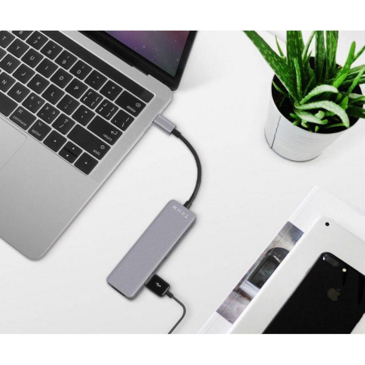 Akashi Accessoires téléphone portable AKASHI ALTHUB 4 IN 1 TC