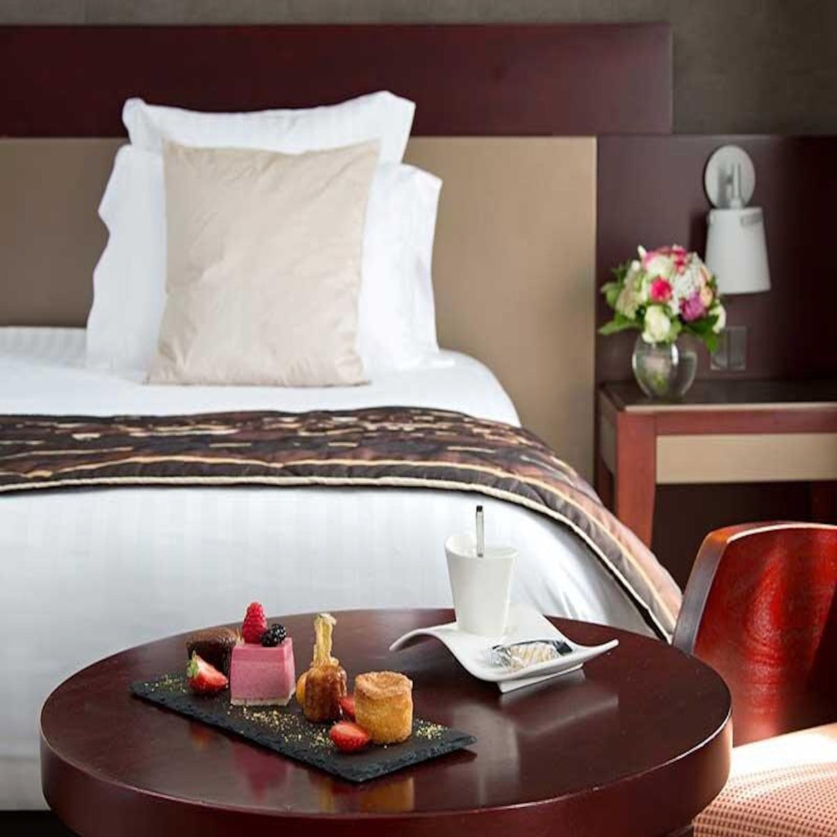 Smartbox Séjour Premium avec activité détente ou sensations fortes pour les couples - Coffret Cadeau Multi-thèmes