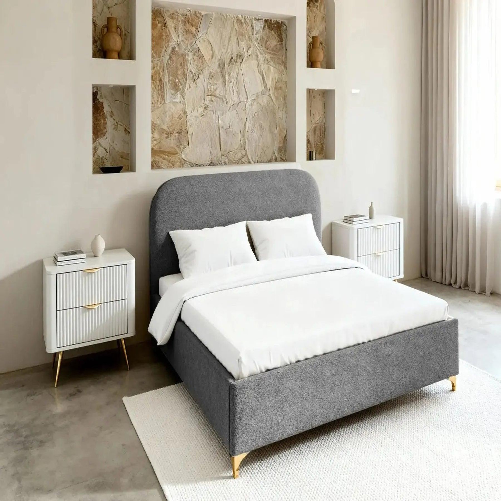 Voir la diapositive 2 : CASANOVA PARIS Charlotte - lit coffre tissu chenille