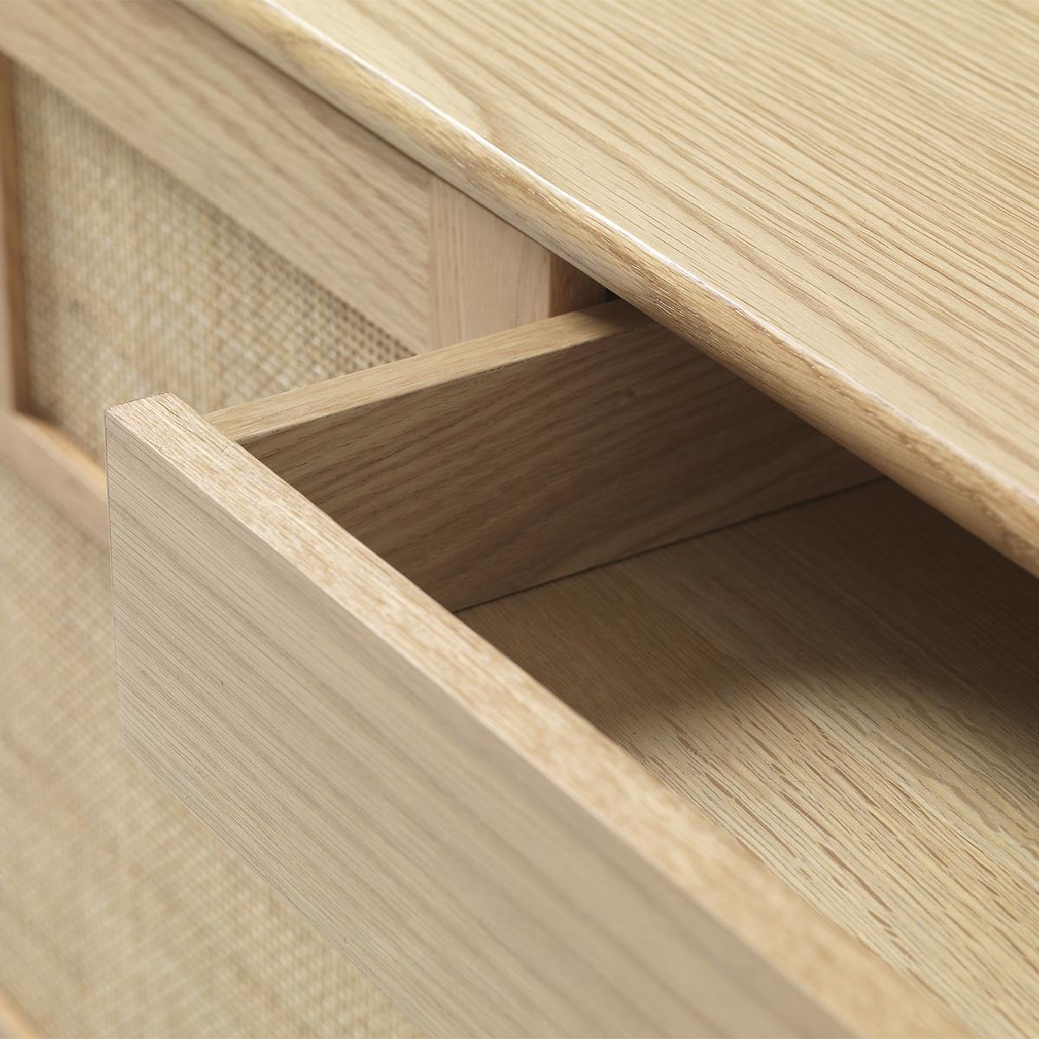 Voir la diapositive 6 : MAISON AUBERTIN Buffet 2 portes 180 cm - Bois et rotin - CAPRI - Naturel