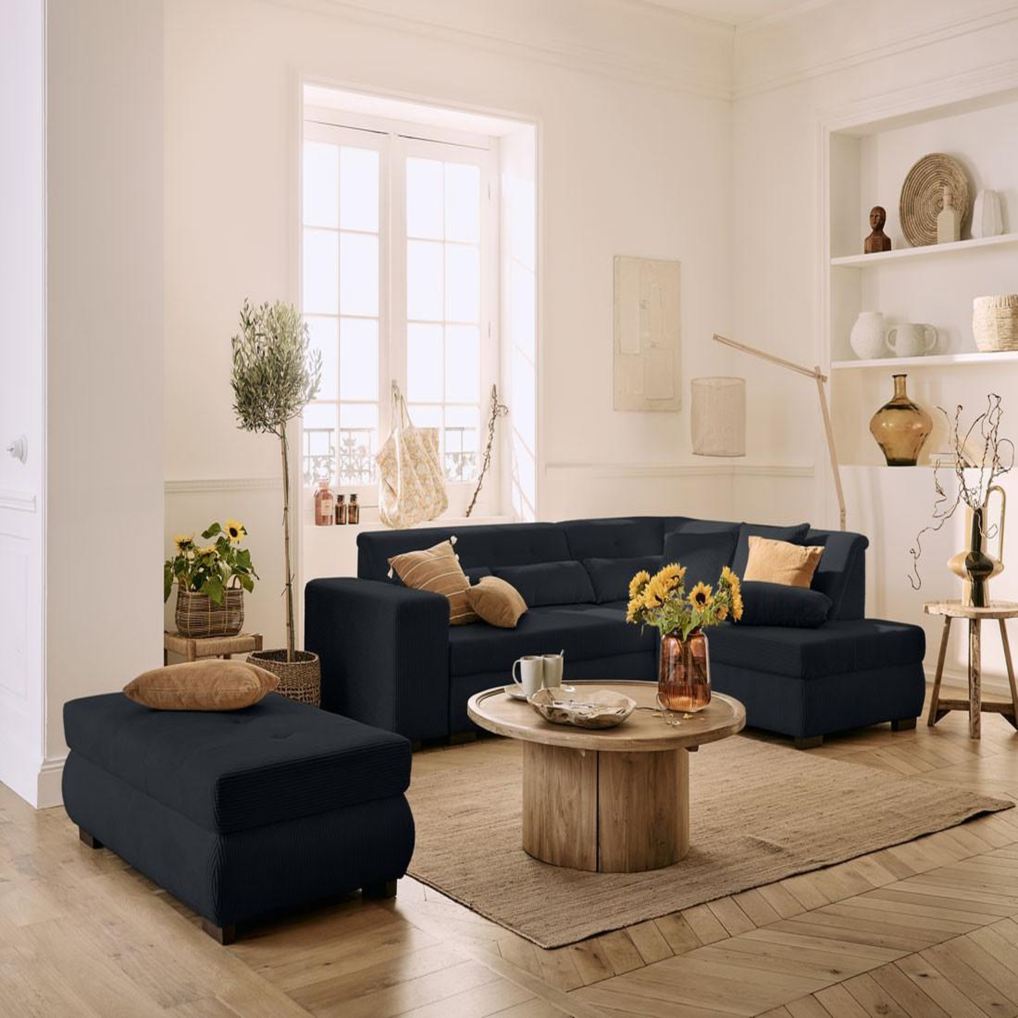 Voir la diapositive 3 : LISA DESIGN Vermont - pouf d'appoint - en velours côtelé