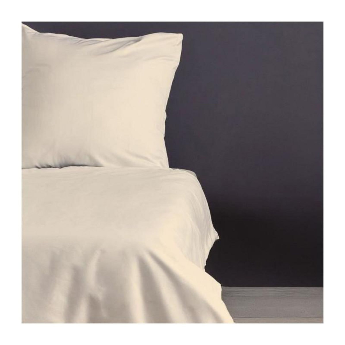 GENERIQUE Parure de lit - 1 housse de couette 220 x 240 cm + 2 taies d'oreiller 60 x 60 cm - Satiné 100% coton - Creme