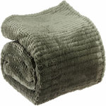 Les Ateliers du Linge Plaid Microflanelle Saya. Coloris disponibles : Rouge, Gris