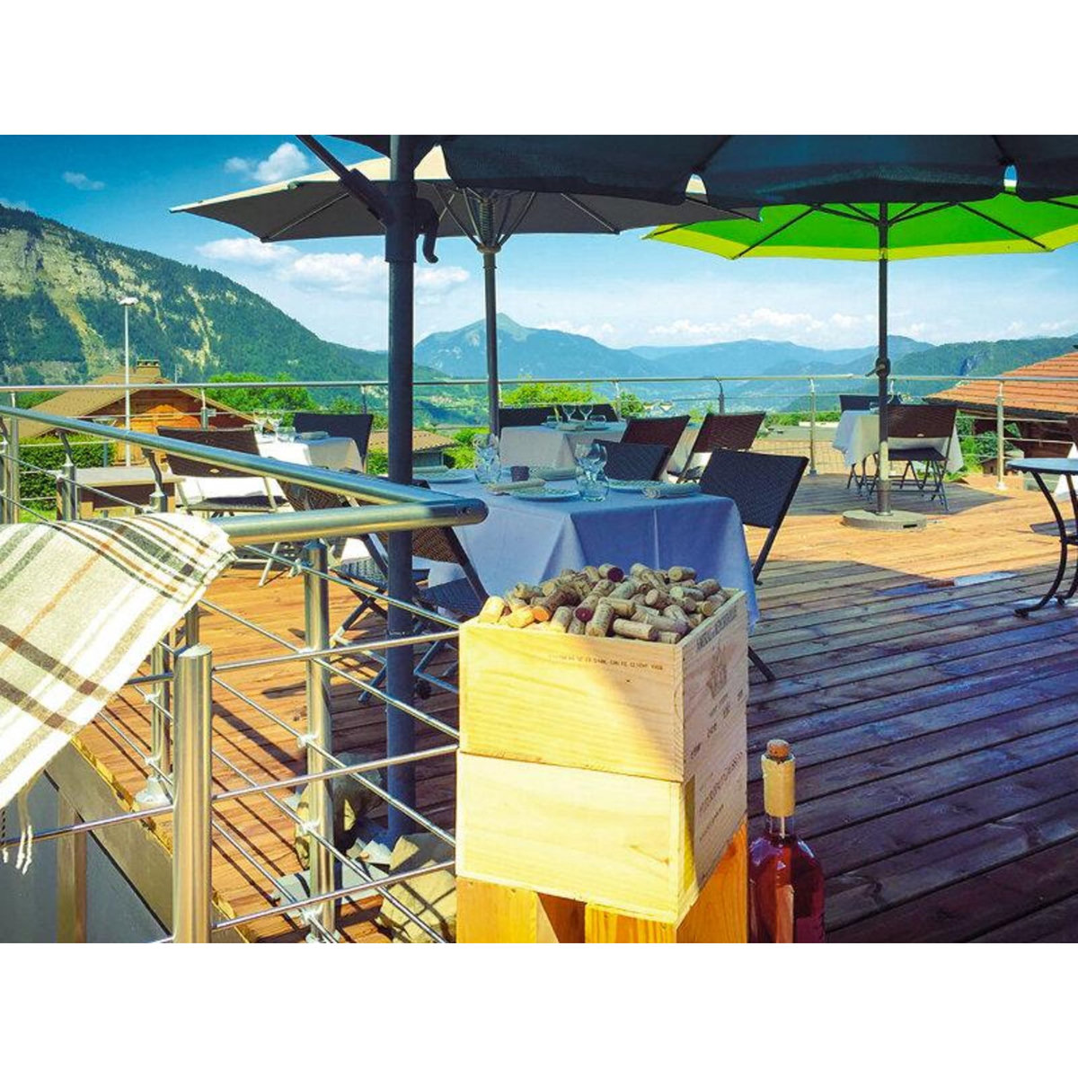 Smartbox Séjour romantique et gourmand dans un hôtel 4* dans les Alpes - Coffret Cadeau Séjour