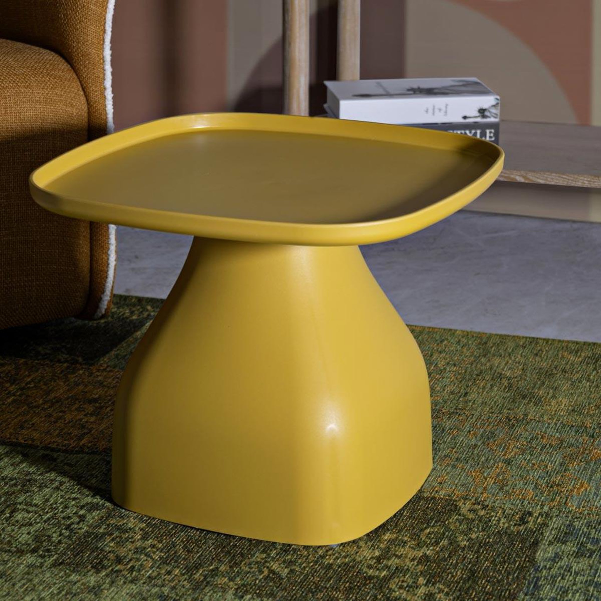 Voir la diapositive 5 : Paris Prix Table d'appoint carrée  gea  38cm jaune