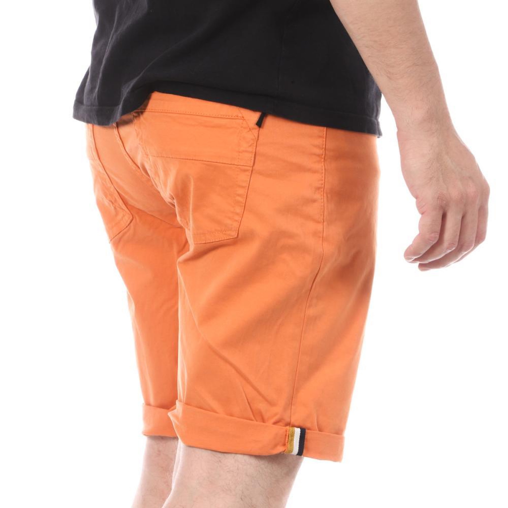 Voir la diapositive 2 : RMS 26 Short Orange Homme RMS26 3579