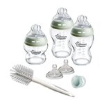 TOMMEE TIPPEE Coffret biberons - TOMMEE TIPPEE - NATURAL START - En verre - Biberons anti-colique 150 ml / 250 ml - Tétines a débit moyen