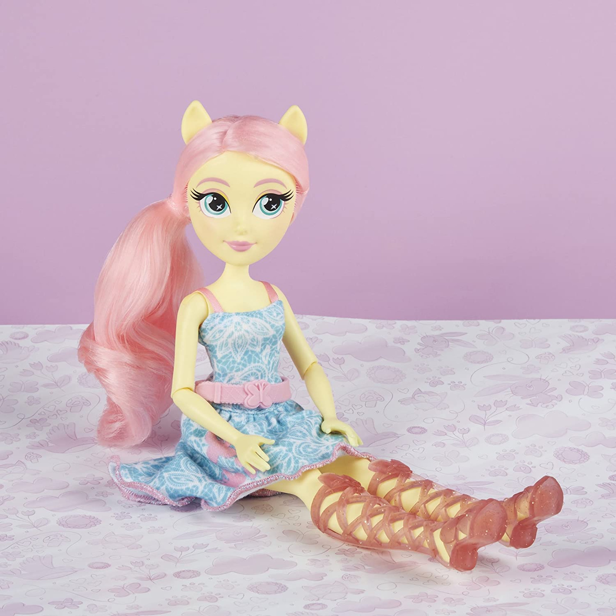Voir la diapositive 3 : MY LITTLE PONY Poupée Girls Fluttershy My Little Pony Equestria