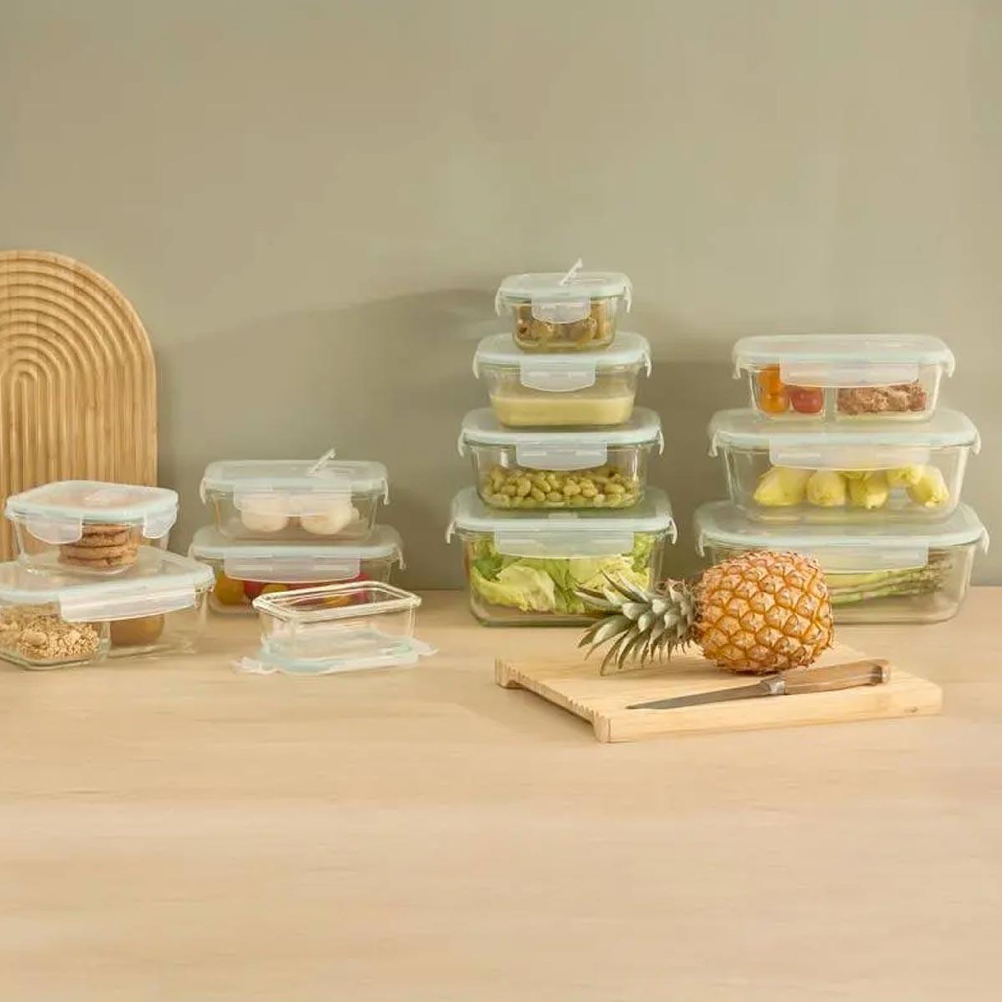 Voir la diapositive 3 : FIVE Boîte de conservation  clipeat  2,2l transparent
