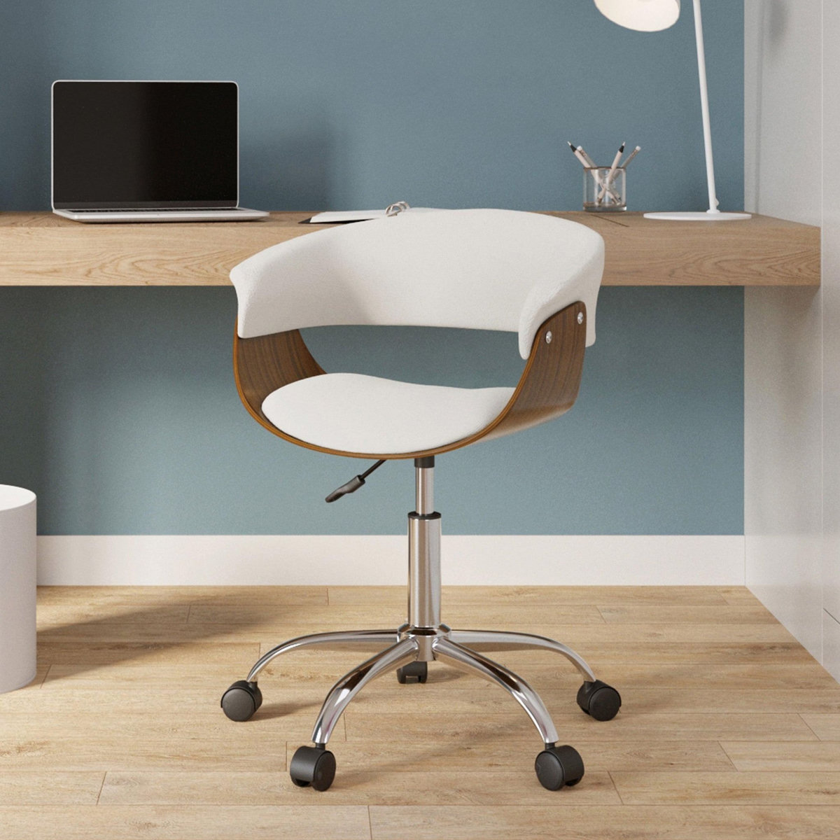 Rendez vous déco Chaise de bureau pivotante en bois et PU blanc-Basile