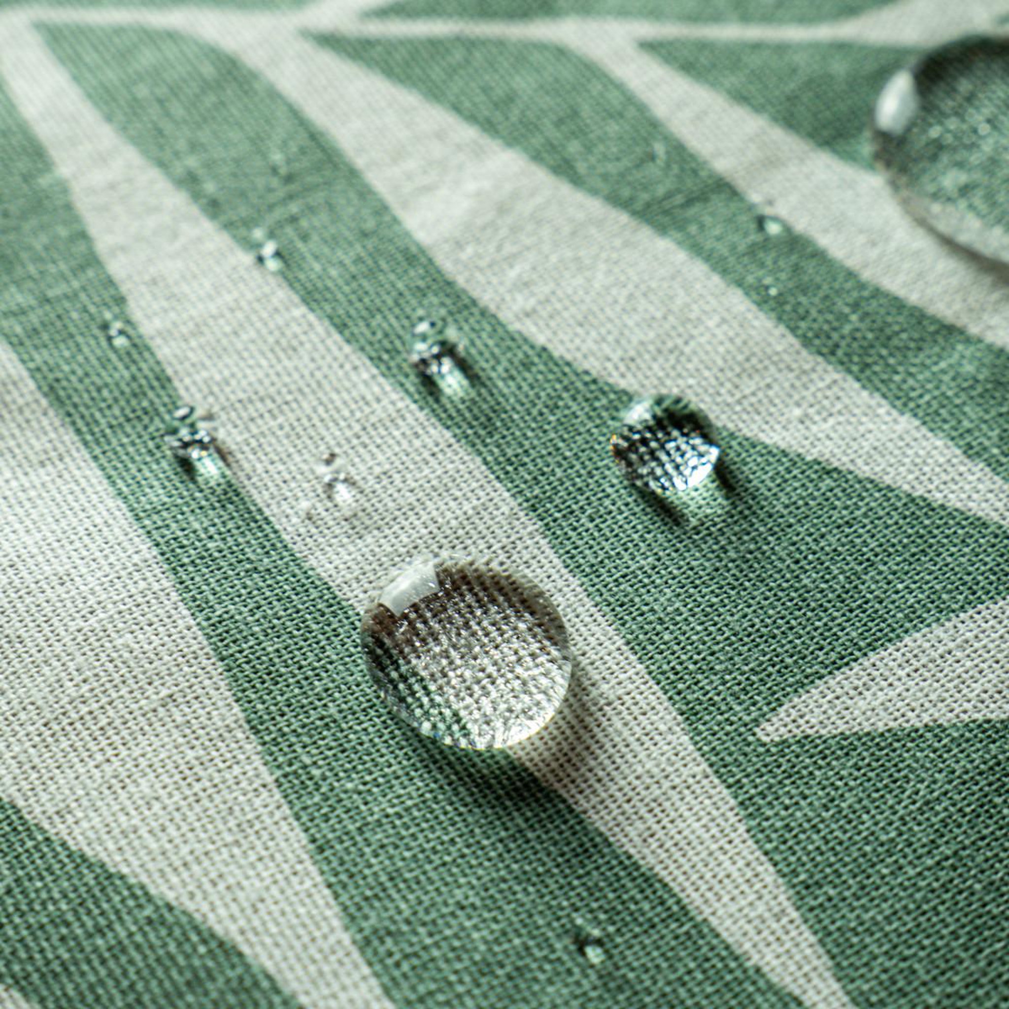 Voir la diapositive 2 : FUTURE HOME Nappe carrée anti-taches déperlante feuillage 140x140cm vera