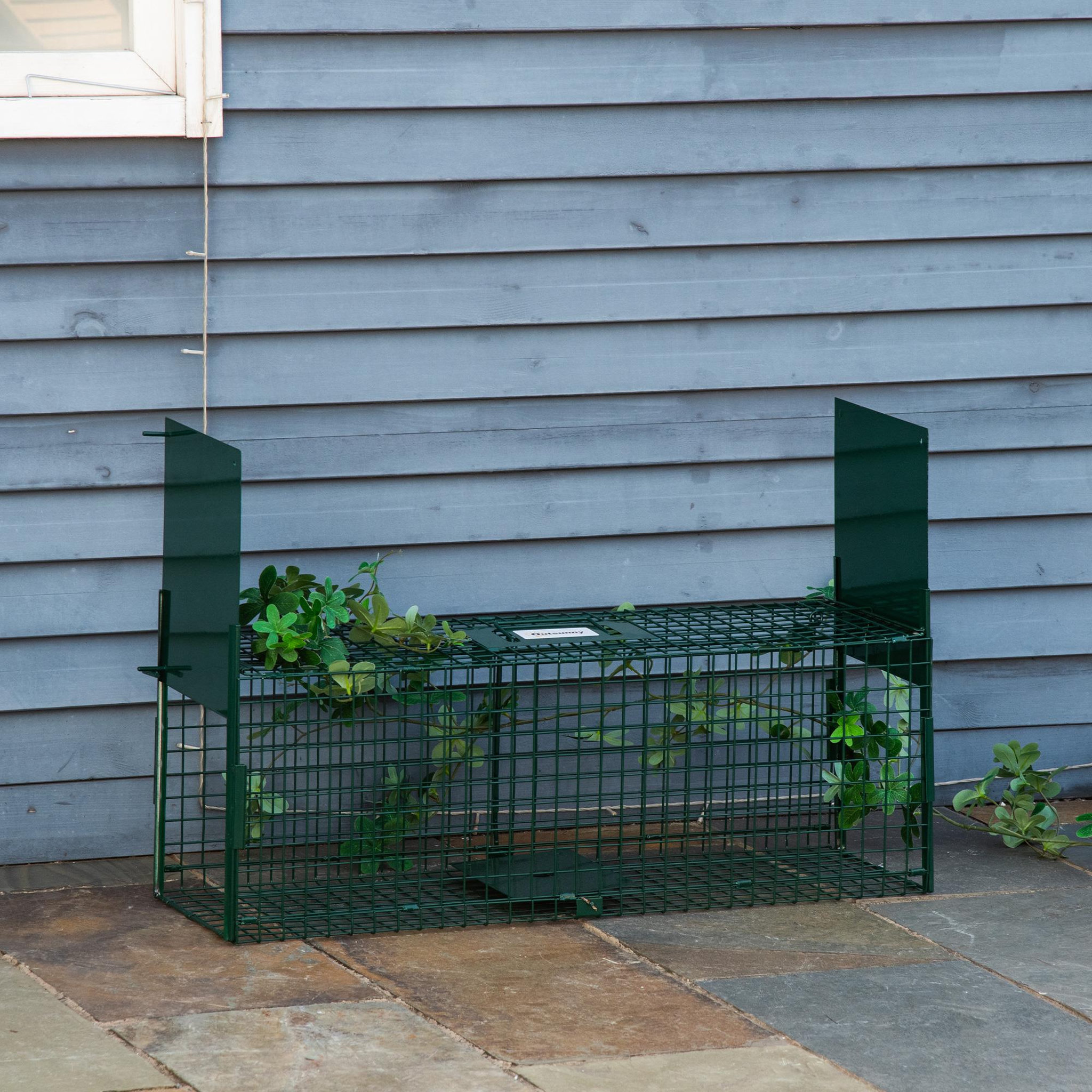 Voir la diapositive 2 : OUTSUNNY Piège de capture pour petits animaux type lapin rat - 2 entrées + poignée - dim. 80L x 25l x 30H cm - métal vert