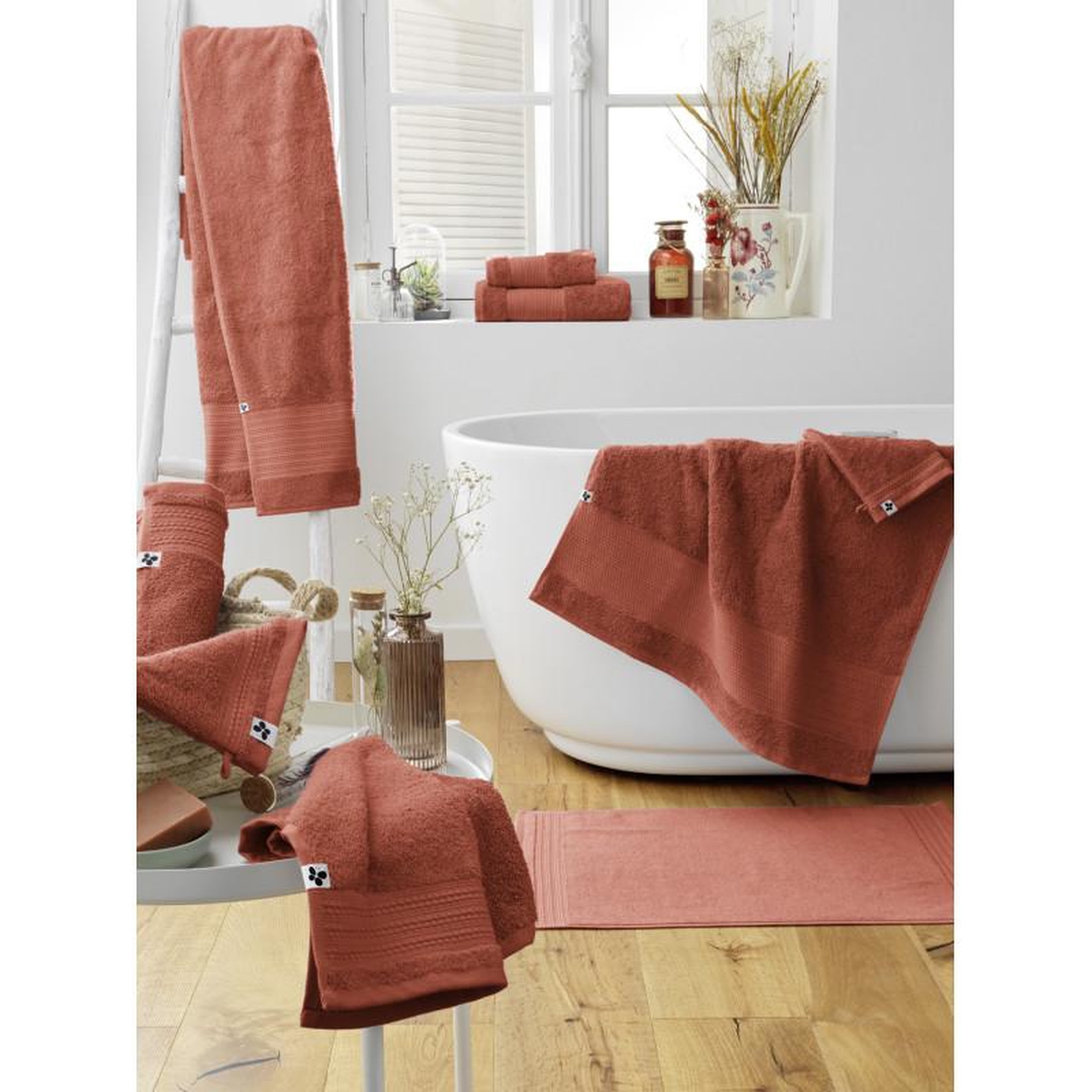 Voir la diapositive 3 : L EFFET PAPILLON Lot de 2 gants de toilette  Garance  15 x 21 cm / 100% Coton Bio / 600 gr/m² l'Effet Papillon -  - Lot de 2 Gants de toilette 15 x 21 cm