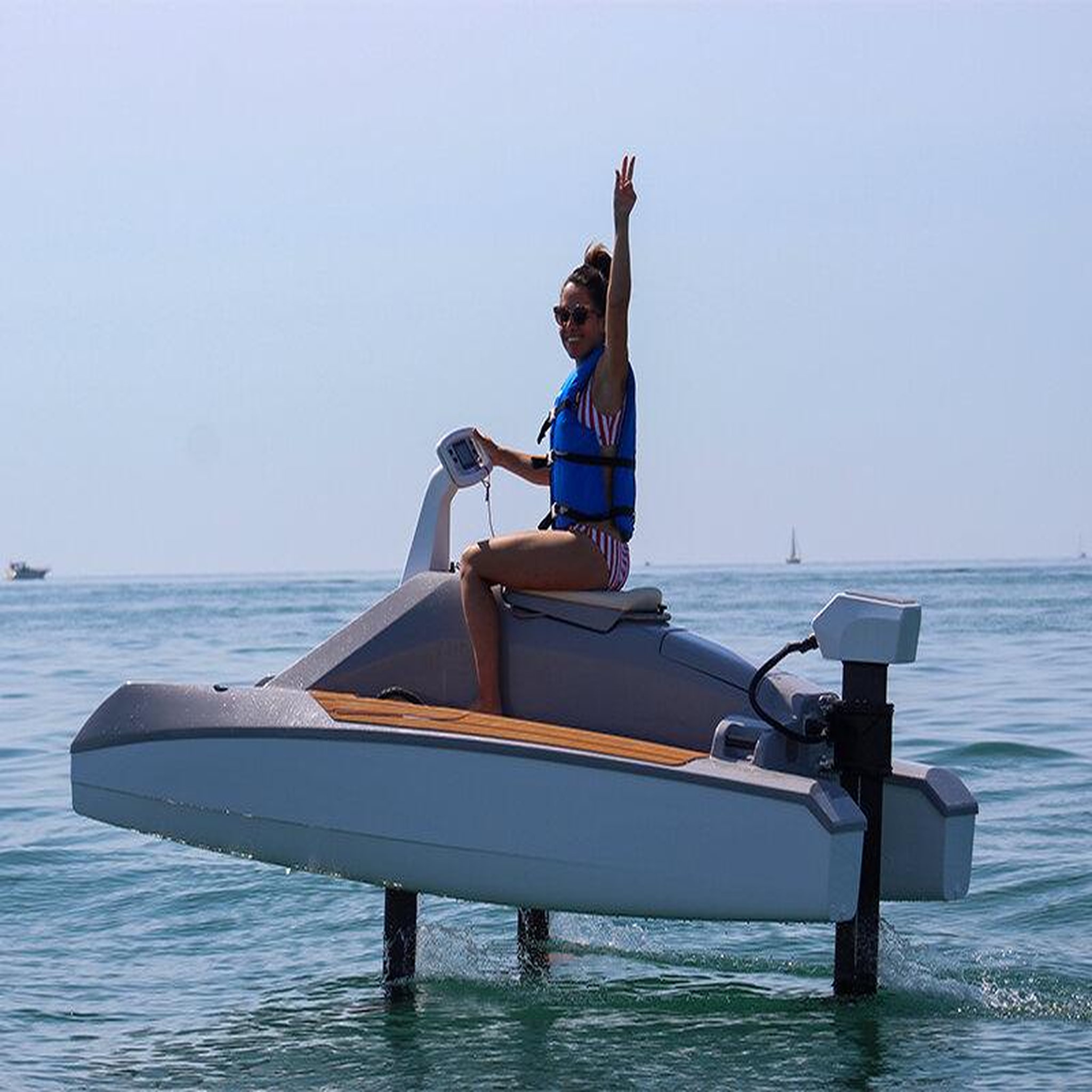 Voir la diapositive 4 : Smartbox Balade en overboat d'1h40 pour 2 à Carnon près de Montpellier - Coffret Cadeau Sport & Aventure