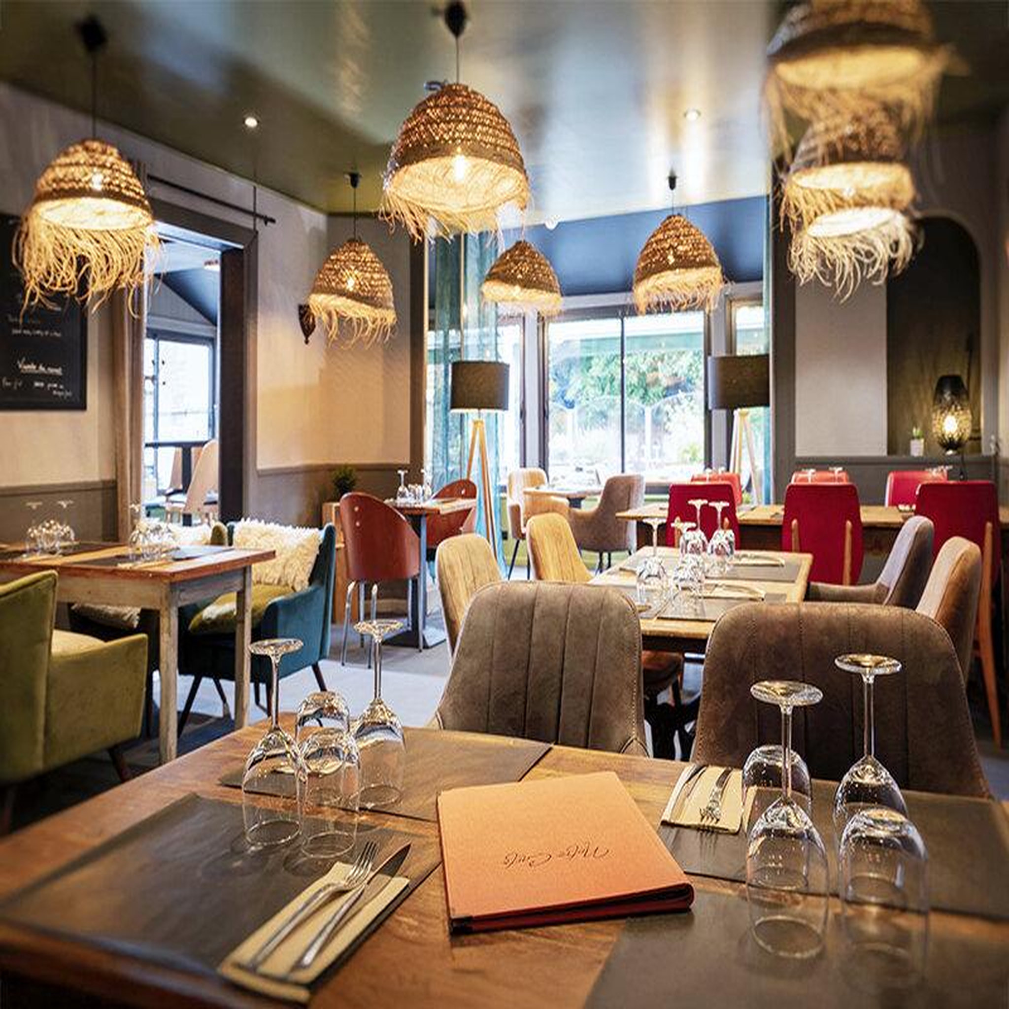Voir la diapositive 4 : Smartbox 3 jours en hôtel avec dîner au bord de la mer à granville - coffret cadeau séjour