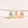 Voir la diapositive 2 : L'ATELIER D'AZUR Médaille Vierge Miraculeuse Or Jaune 18 Carats 750 et Email Bleu - Chaîne Dorée