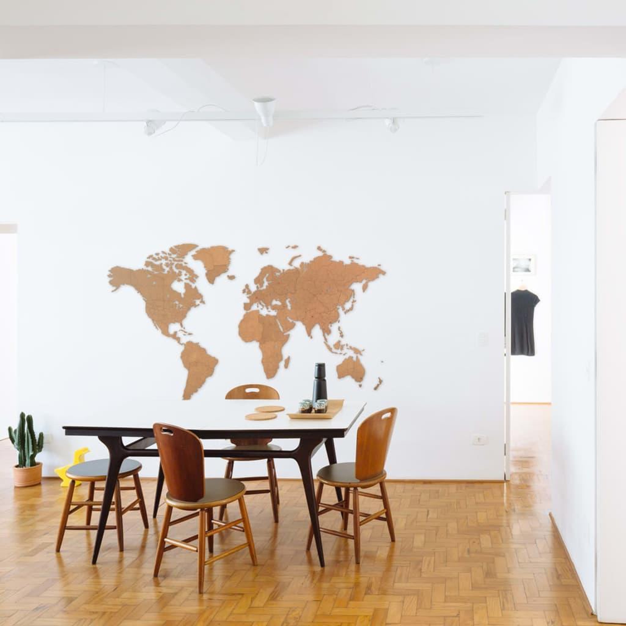 Voir la diapositive 3 : MiMi Innovations MiMi Innovations Decoration carte du monde mural Bois Marron 280x170cm