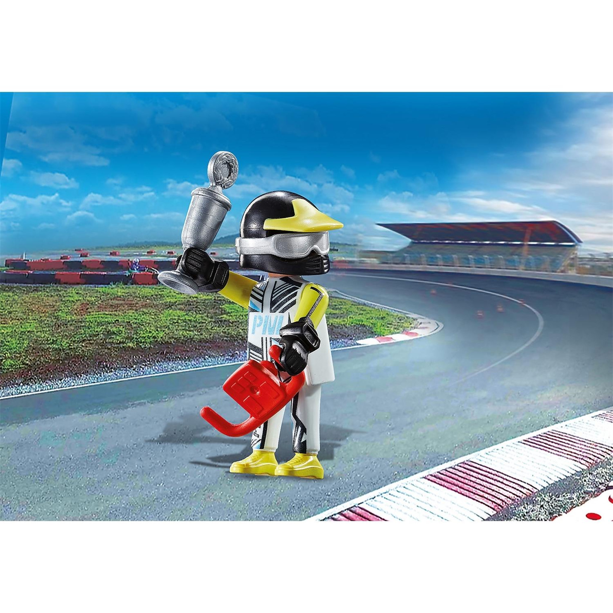 Voir la diapositive 2 : PLAYMOBIL City Life Pilote de course