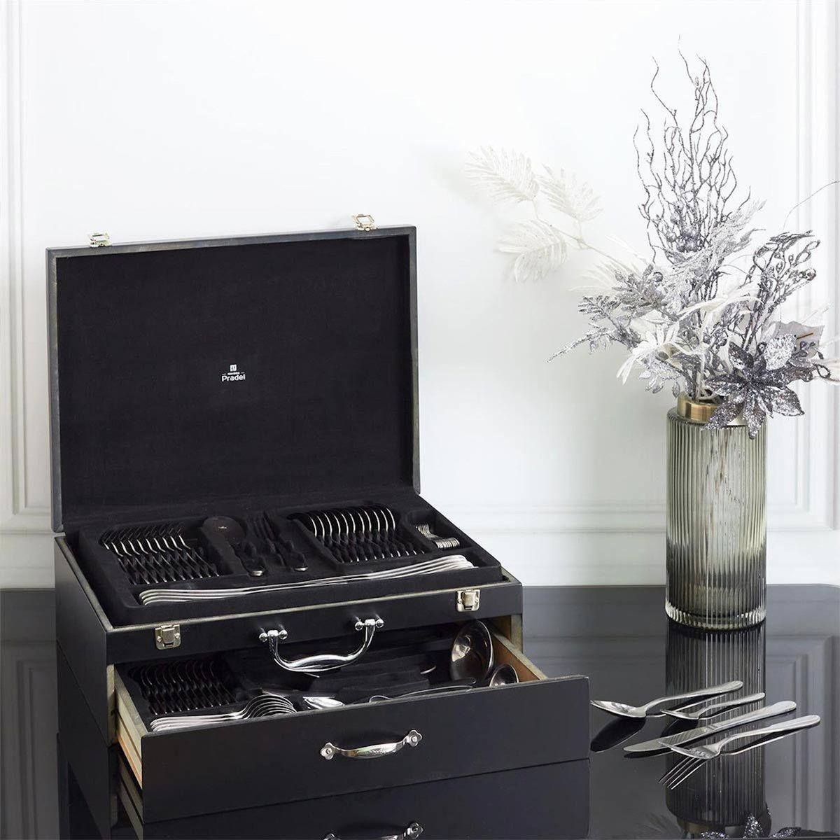 Paris Prix Ménagère 84 Pièces  Coffret Bois  45cm Noir