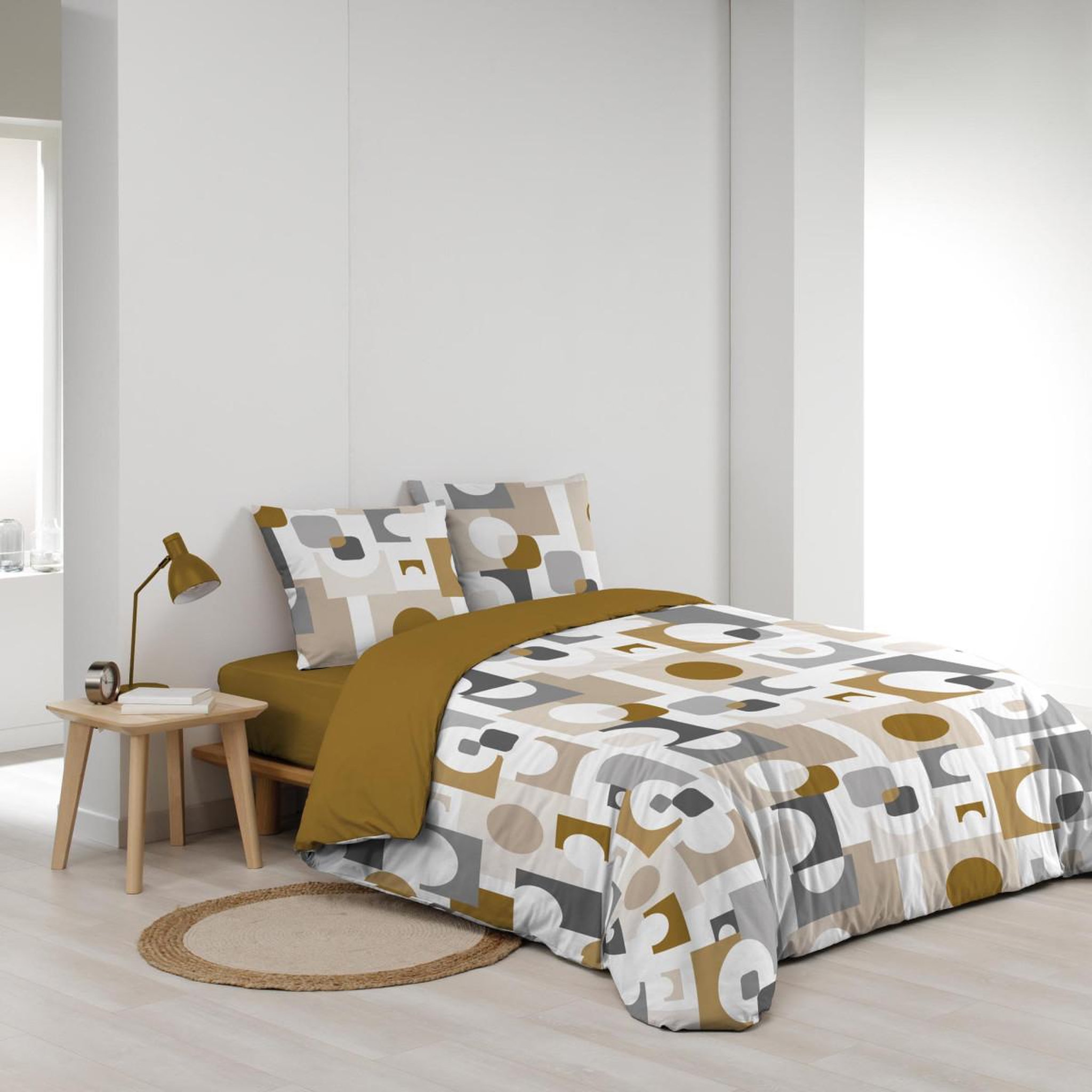 Voir la diapositive 2 : Douceur d'Intérieur Parure de lit 3 pièces  geomelo  240x220cm ocre