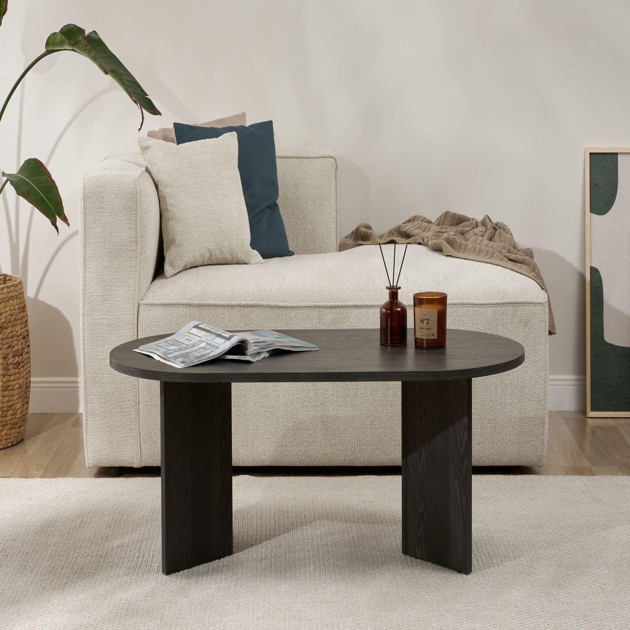 Voir la diapositive 3 : Habitat et Jardin Table basse en bois  sable  - 60 x 119 x 40 cm - lumière noire