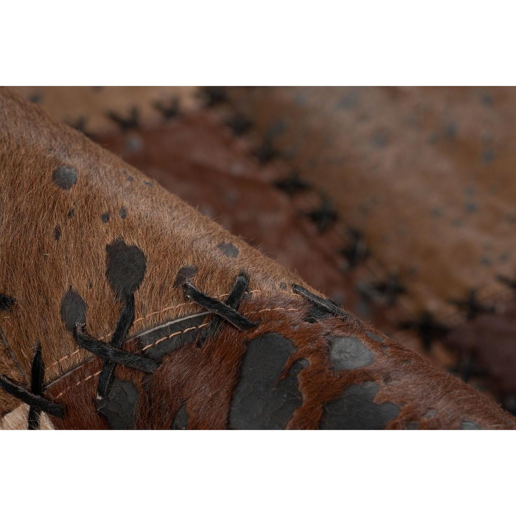 Voir la diapositive 3 : Paris Prix Tapis Patchwork en Cuir Fait Main  Voila  Marron