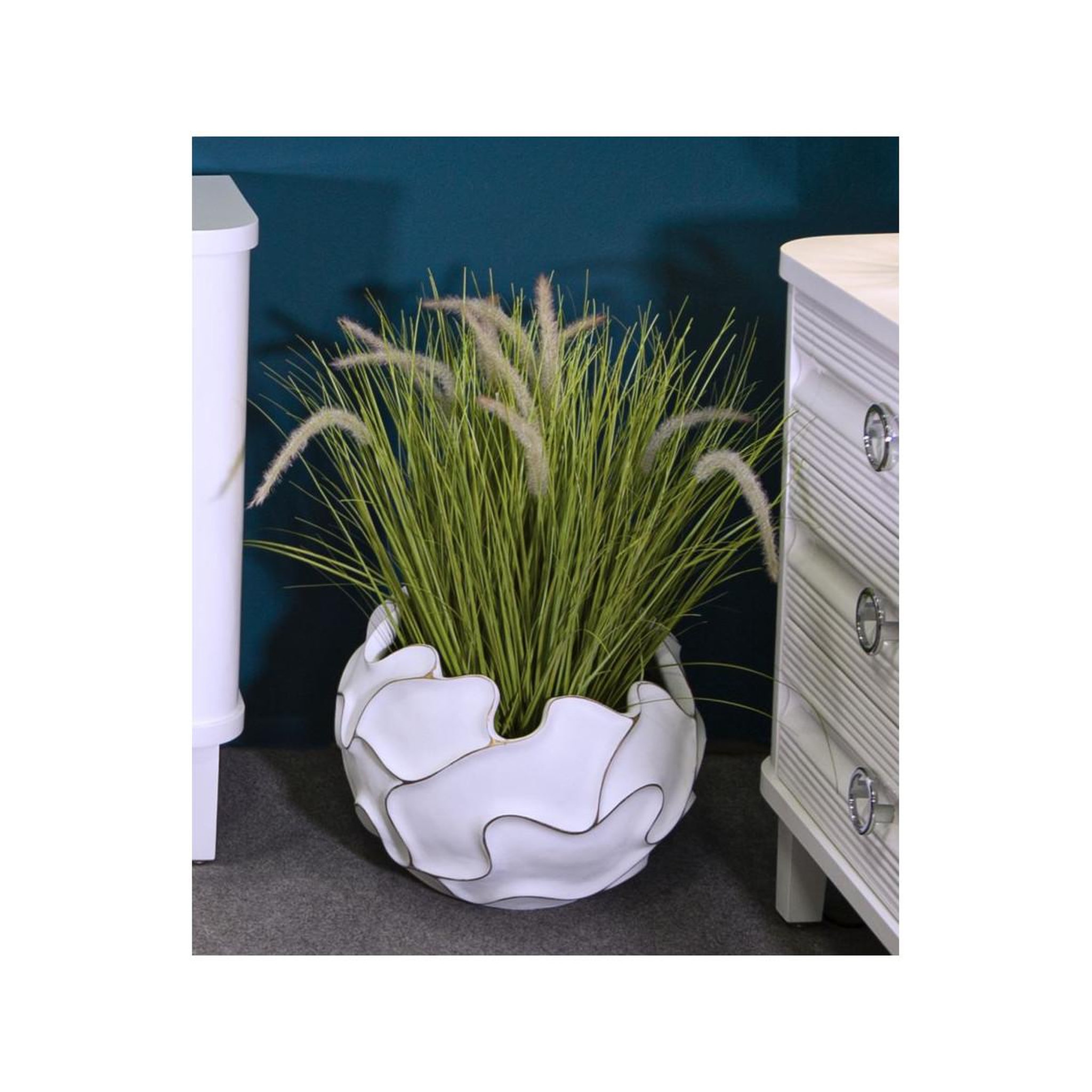 Voir la diapositive 5 : Paris Prix Cache-pot design en relief  lines  44cm blanc
