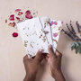 Voir la diapositive 2 : Kikkerland Kit DIY - Fabriquer son papier fleuri soi-même