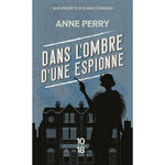UNE ENQUETE D'ELENA STANDISH : DANS L'OMBRE D'UNE ESPIONNE, Perry Anne