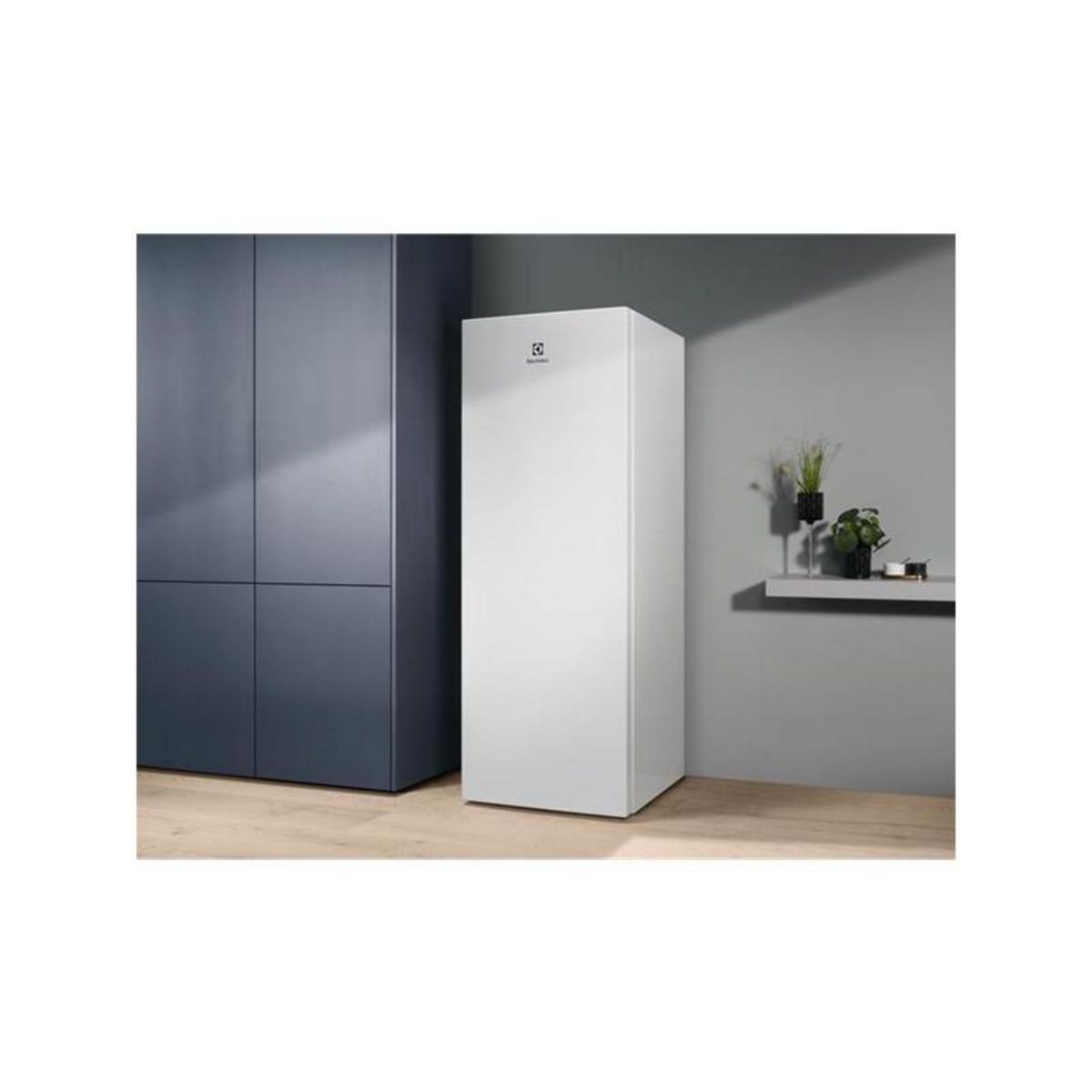 ELECTROLUX Réfrigérateur 1 porte 60cm 309l - LRB1DE33W