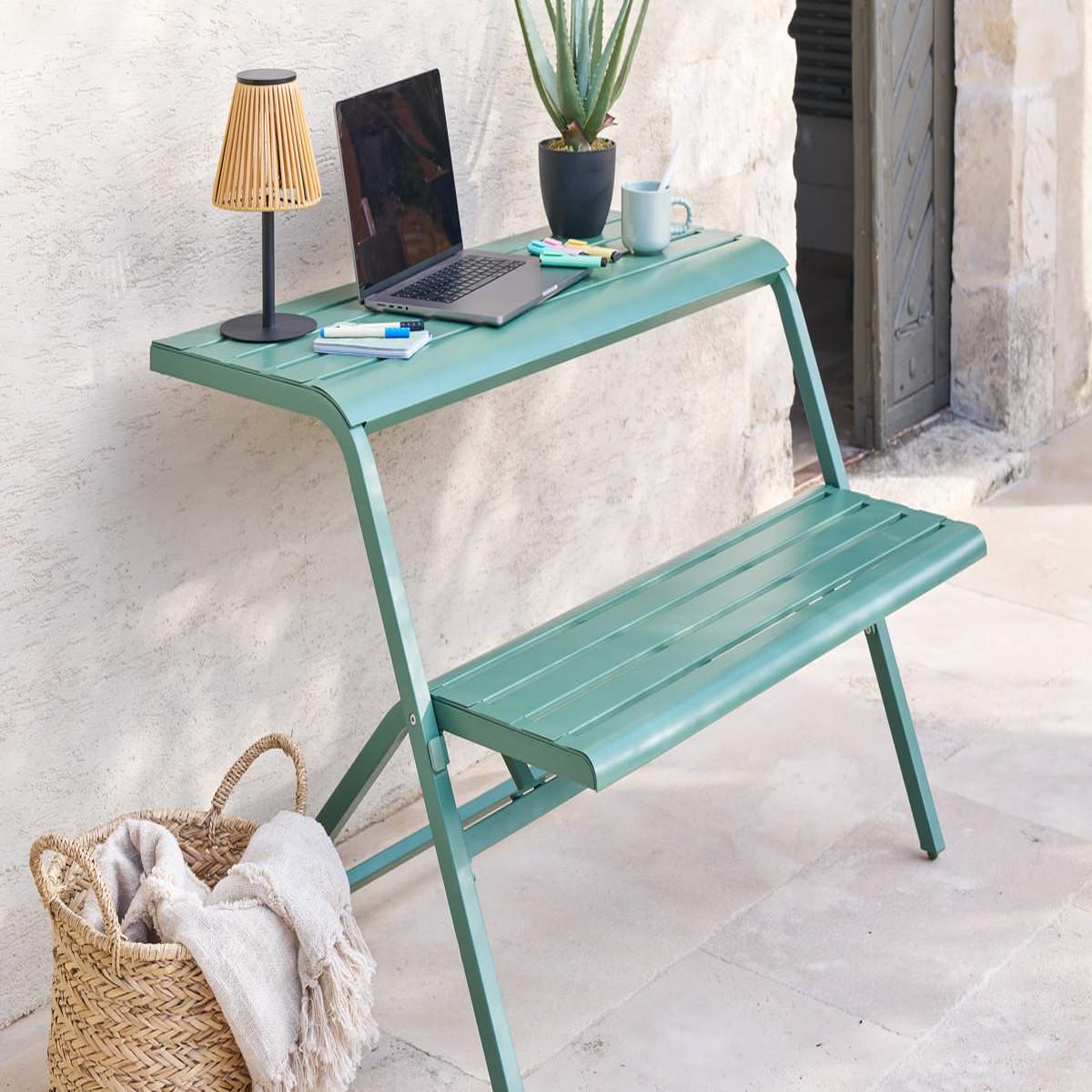 Voir la diapositive 2 : HESPERIDE Ensemble table et banc de balcon drilia olive - 2 places - hespéride
