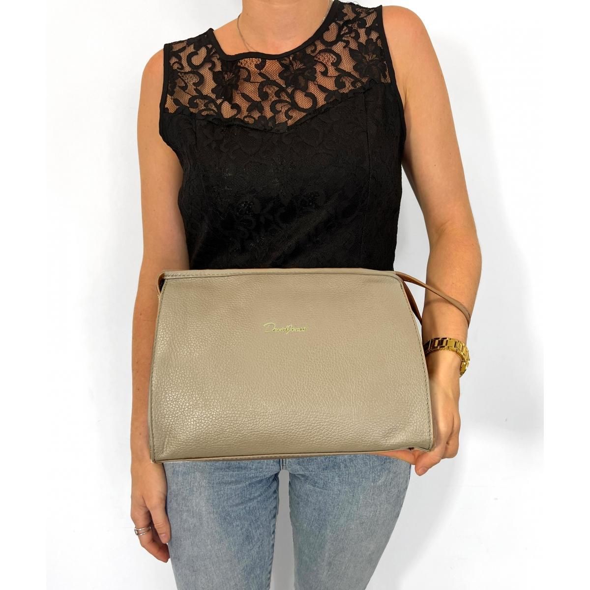 David Jones Trousse de toilette cuir de vachette