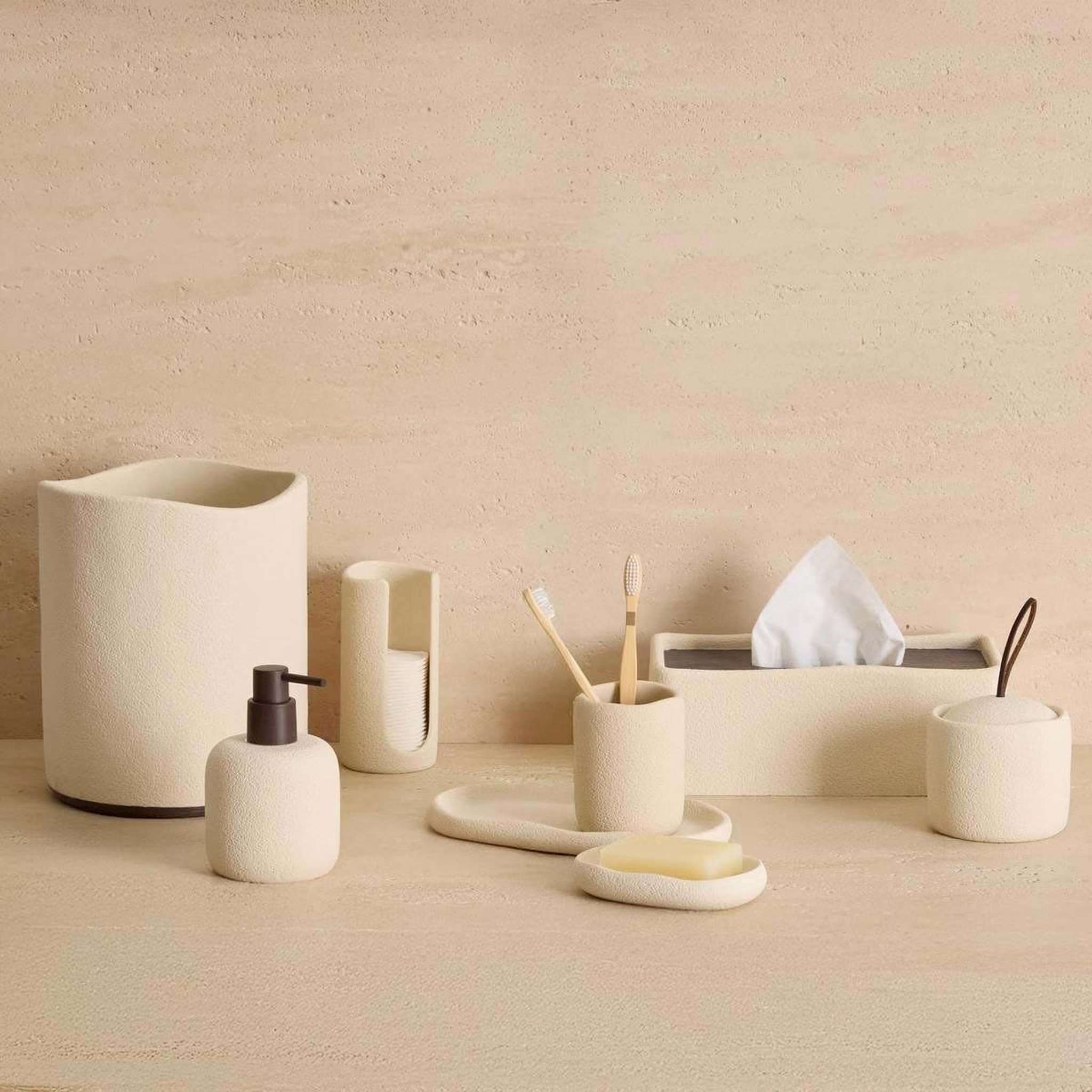 Voir la diapositive 2 : FIVE Poubelle de Salle de Bain en Résine  Olea  5L Beige