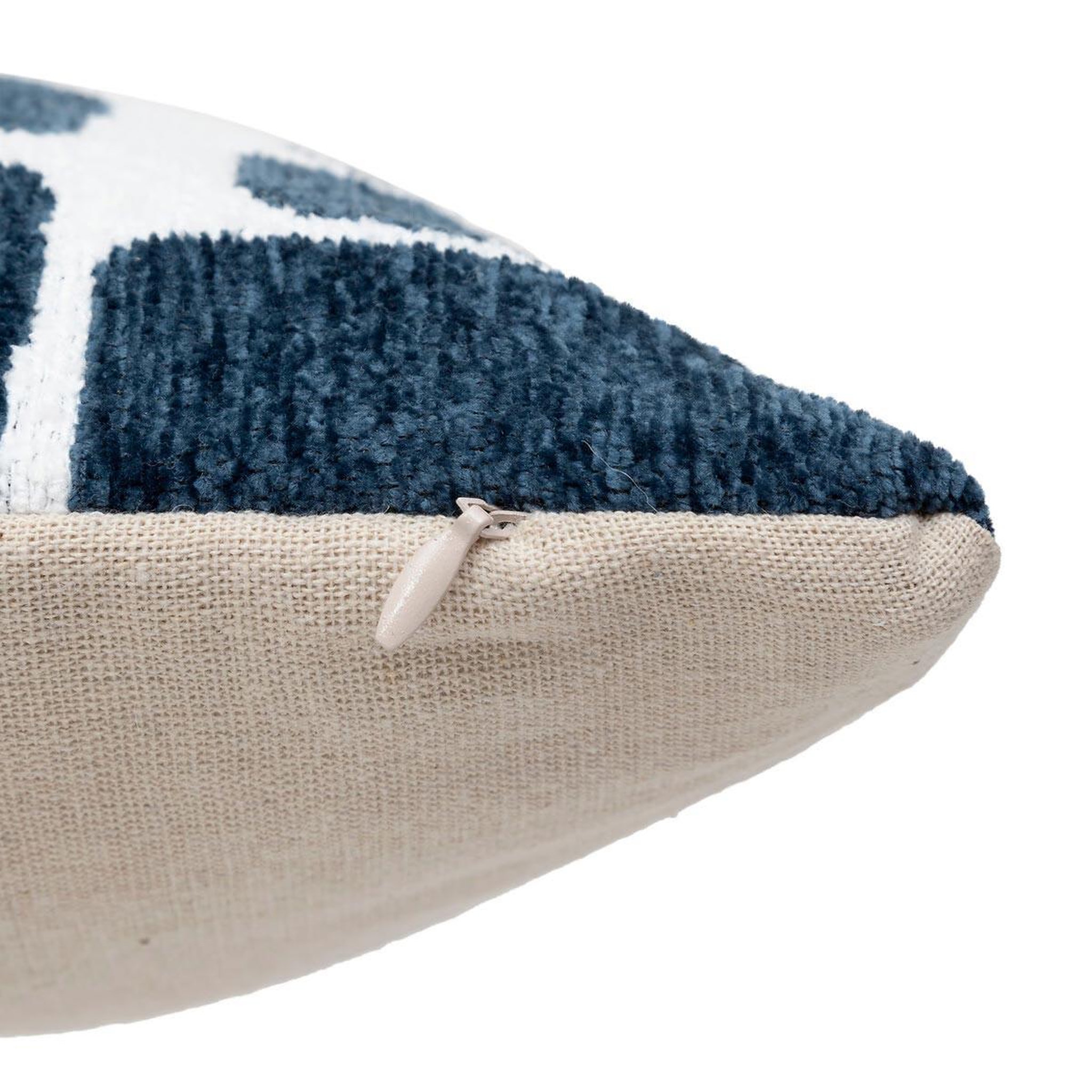 Voir la diapositive 3 : ATMOSPHERA Housse de coussin chenille  jeni  30x50cm bleu égéen
