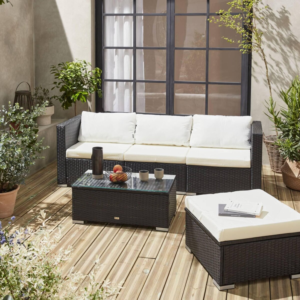 SWEEEK Salon de jardin en résine pour 4 personnes - Torino