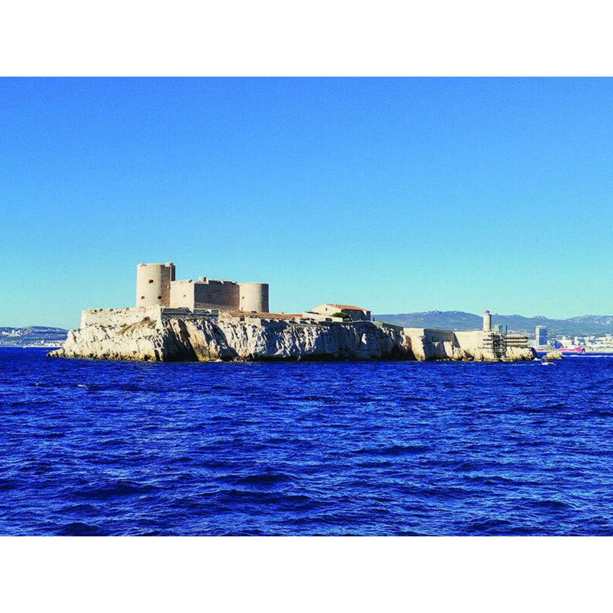 Smartbox Excursion de rêve en bateau dans l'archipel du Frioul en famille - Coffret Cadeau Sport & Aventure